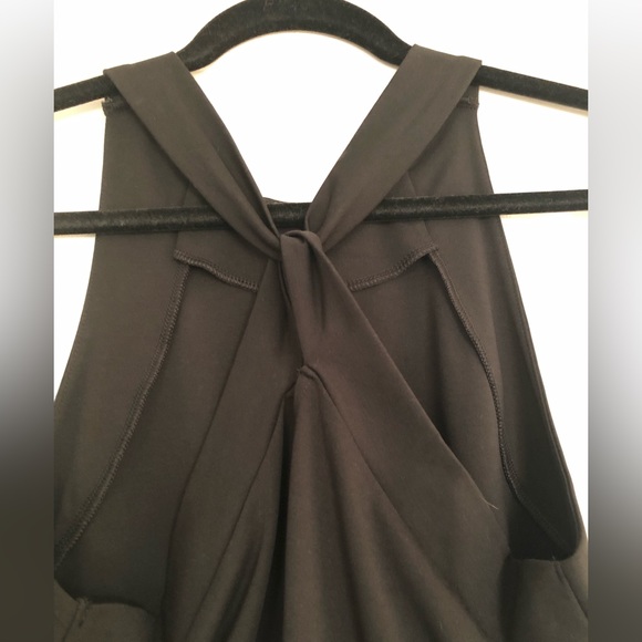 Banana Republic black fitted tank top - Picture 2 of 6